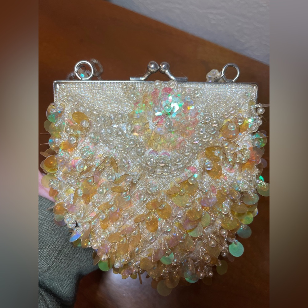 Vintage Hand Beaded Crossbody Purse - Picture 7 of 13